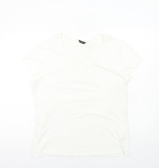 M&Co Womens White Polyester Basic T-Shirt Size 14 Round Neck