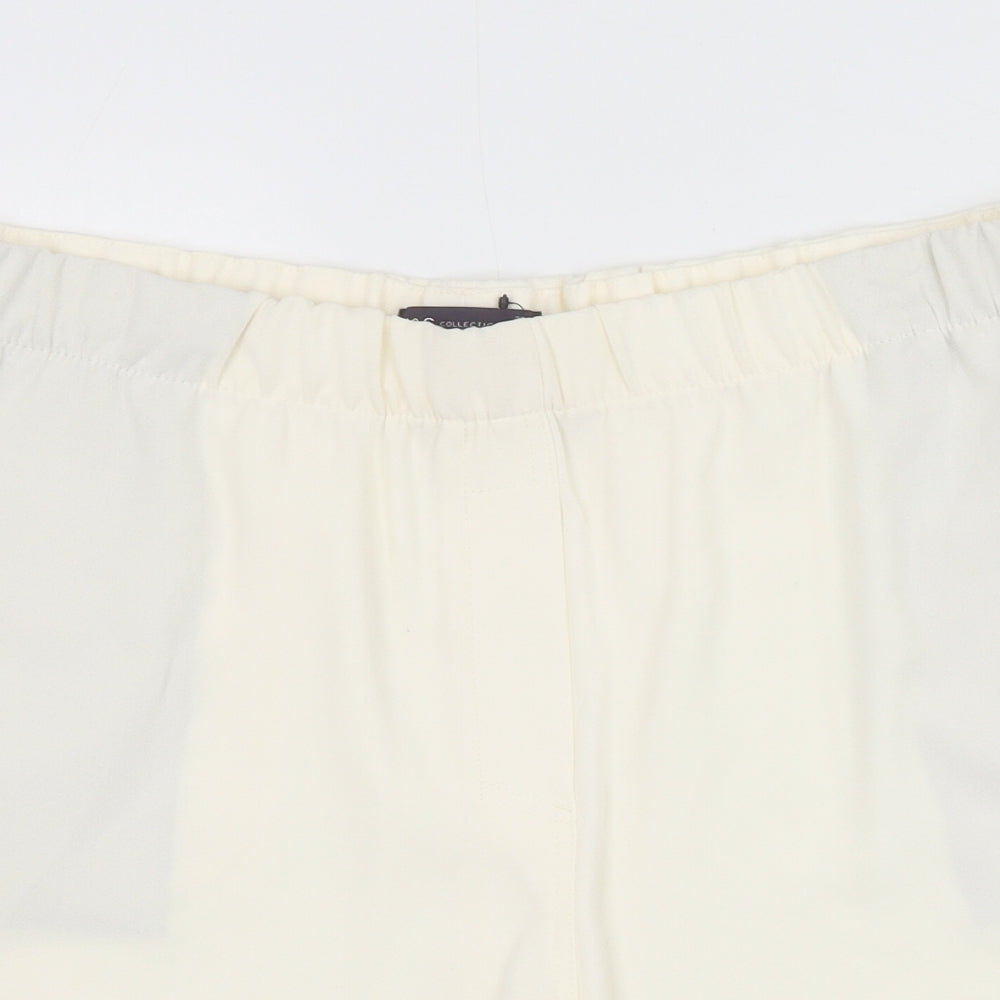 Marks and Spencer Womens Ivory Polyester Basic Shorts Size 20 Regular Pull On