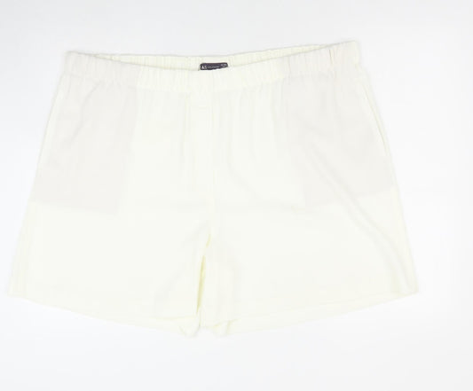 Marks and Spencer Womens Ivory Polyester Sweat Shorts Size 24 Regular Zip