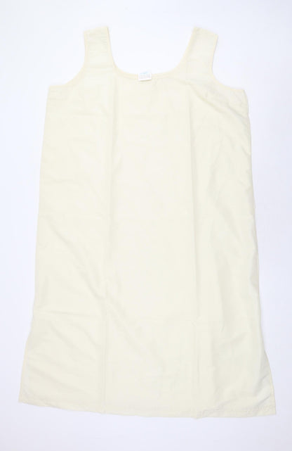 Preworn Womens Ivory Polyester A-Line Size 24 Round Neck Pullover