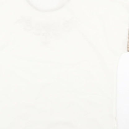 Preworn Womens White Polyester Basic T-Shirt Size 14 Round Neck