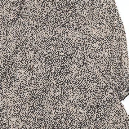 Cameo Rose Womens Beige Animal Print Polyester Trapeze & Swing Size 12 V-Neck Pullover - Leopard Pattern