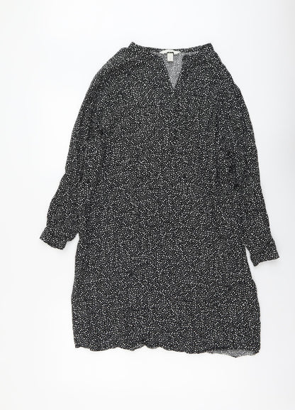 H&M Womens Black Geometric Viscose A-Line Size M V-Neck Button