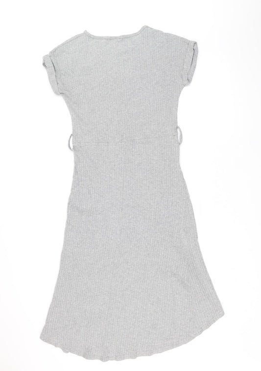Preworn Womens Grey Polyester A-Line Size M Scoop Neck Pullover - Ribbed