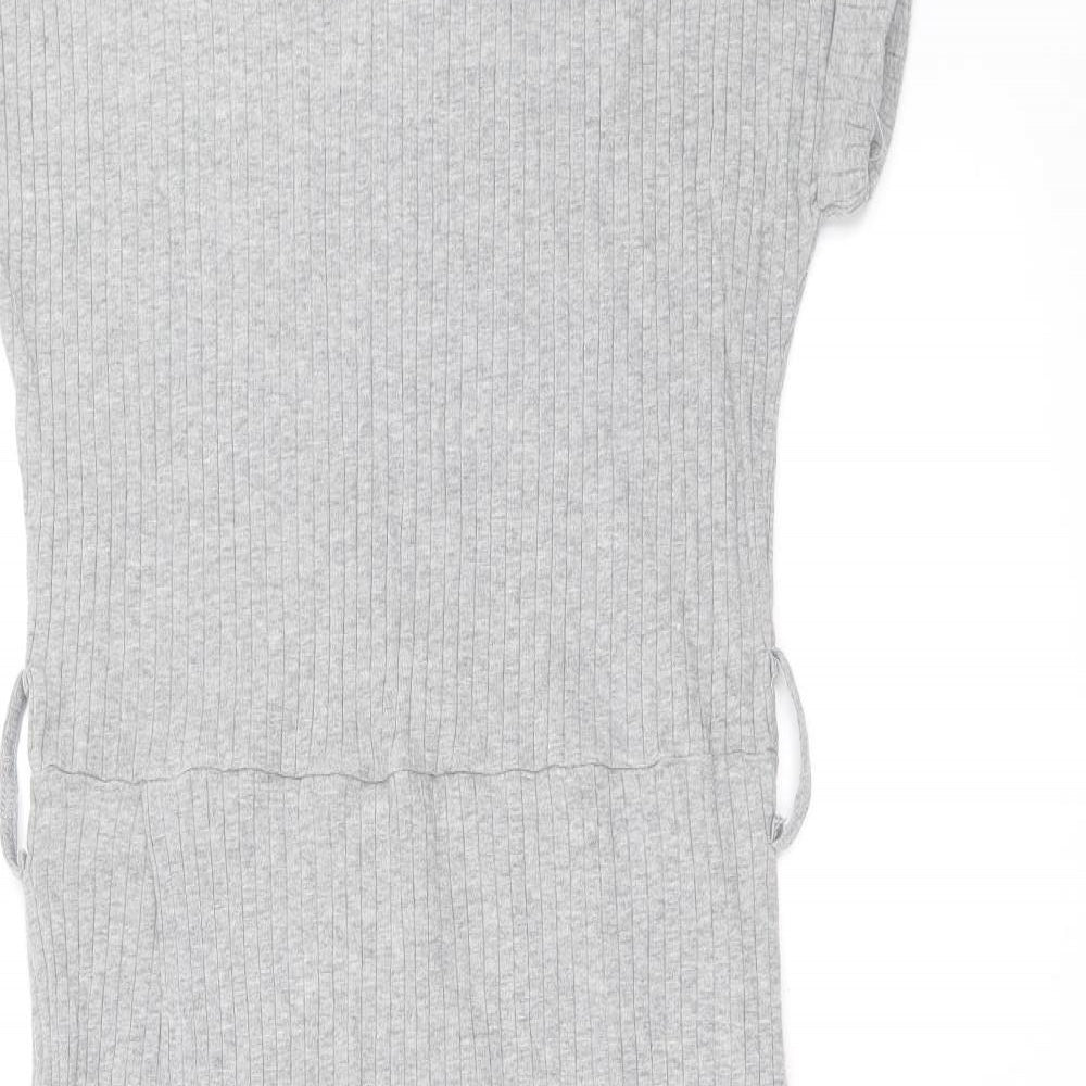 Preworn Womens Grey Polyester A-Line Size M Scoop Neck Pullover - Ribbed