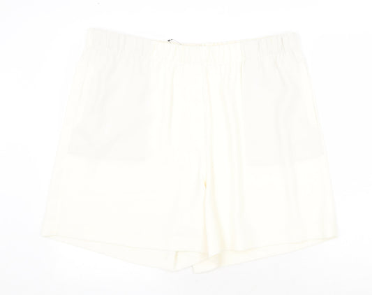 Marks and Spencer Womens Ivory Polyester Basic Shorts Size 20 Regular Pull On