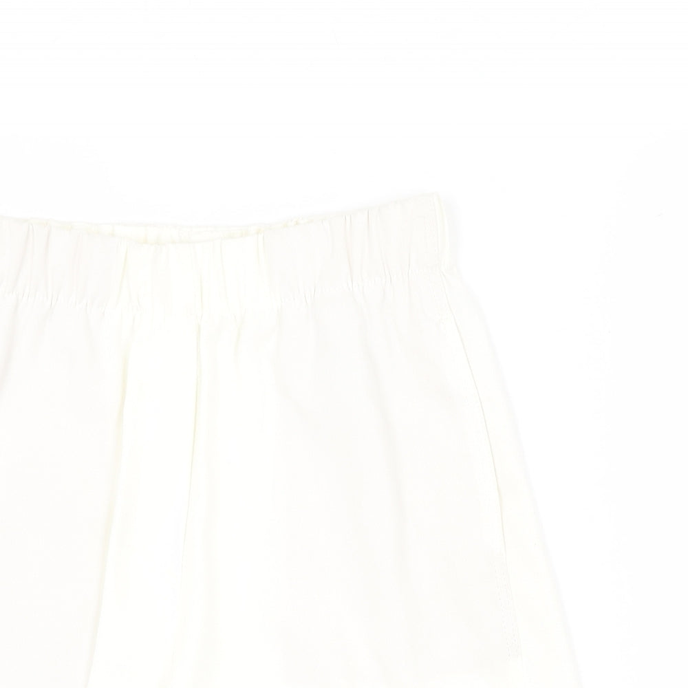 Marks and Spencer Womens White Polyester Culotte Shorts Size 6 Regular Pull On