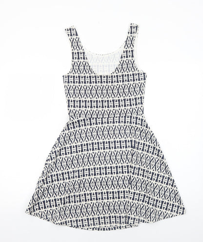 H&M Womens Blue Geometric Viscose Fit & Flare Size 8 Round Neck Pullover