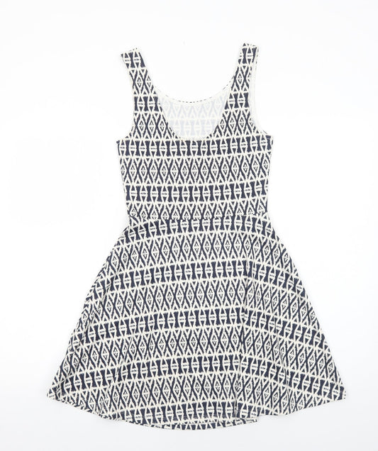 H&M Womens Blue Geometric Viscose Fit & Flare Size 8 Round Neck Pullover