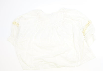 Womens UK Size M Pull&Bear Ivory Basic Blouse