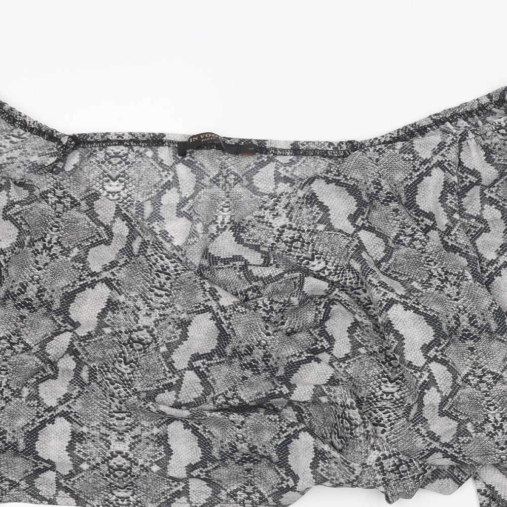 Womens UK Size L In Vogue Grey Cropped Blouse
