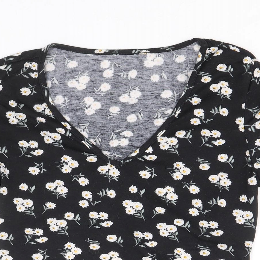 SheIn Womens Black Floral Polyester Cropped T-Shirt Size M V-Neck