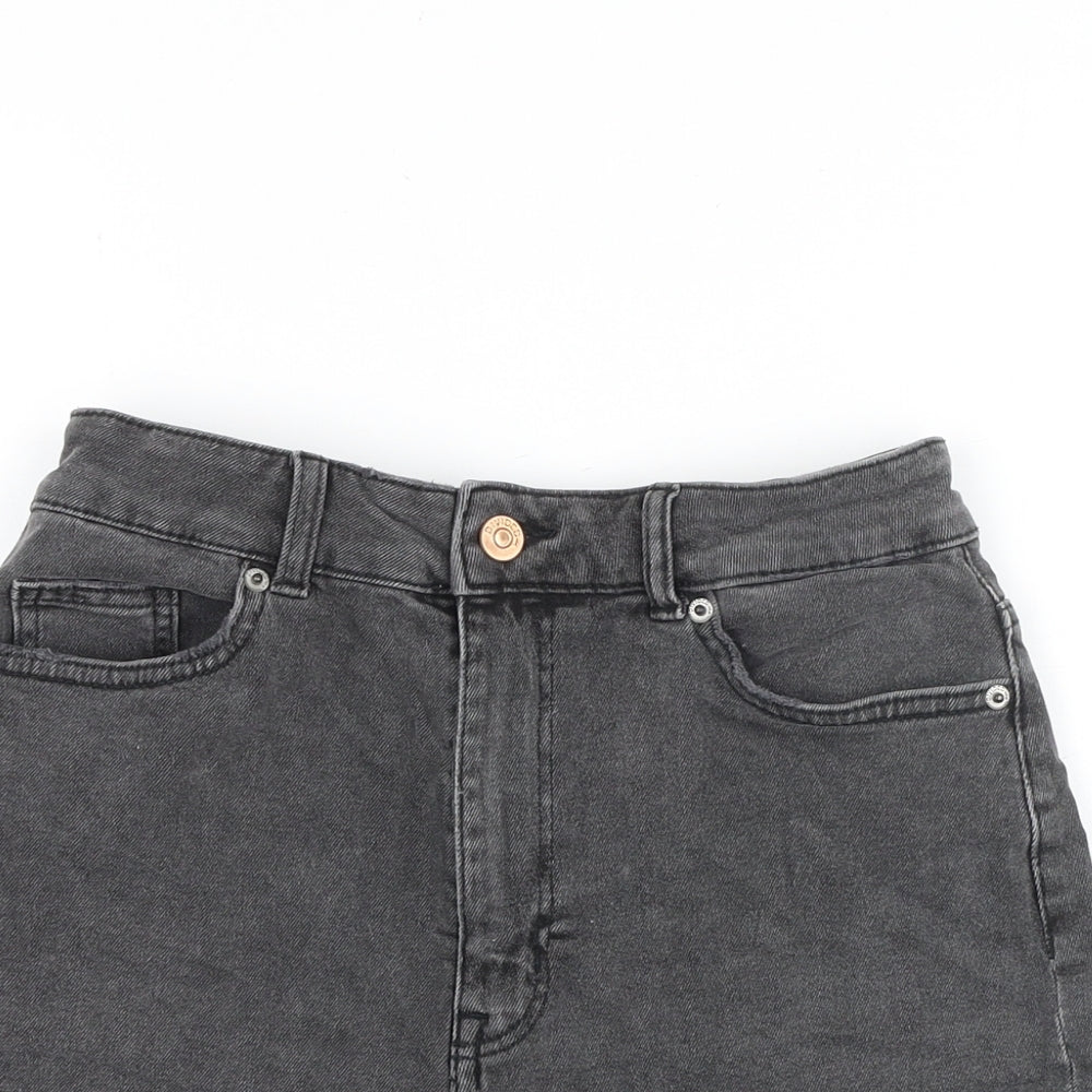 H&M Womens Black Cotton Mom Shorts Size 6 Regular Zip