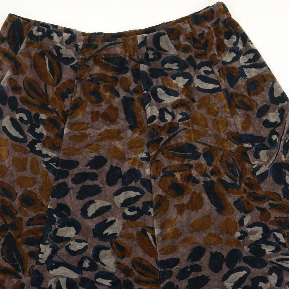 Womens UK Size 30 in Preworn Swing  Skirt