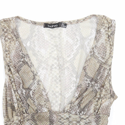 Boohoo Womens Green Animal Print Viscose Cropped Blouse Size 12 V-Neck - Snake print