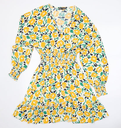 Girl in Mind Womens White Geometric Polyester Fit & Flare Size S V-Neck Pullover - Elastic Waist, Drop hem