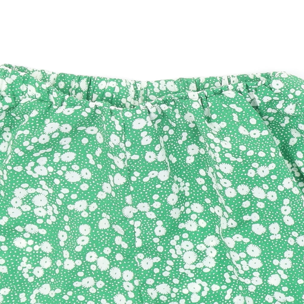 Womens UK Size S Preworn Regular Fit Basic Shorts