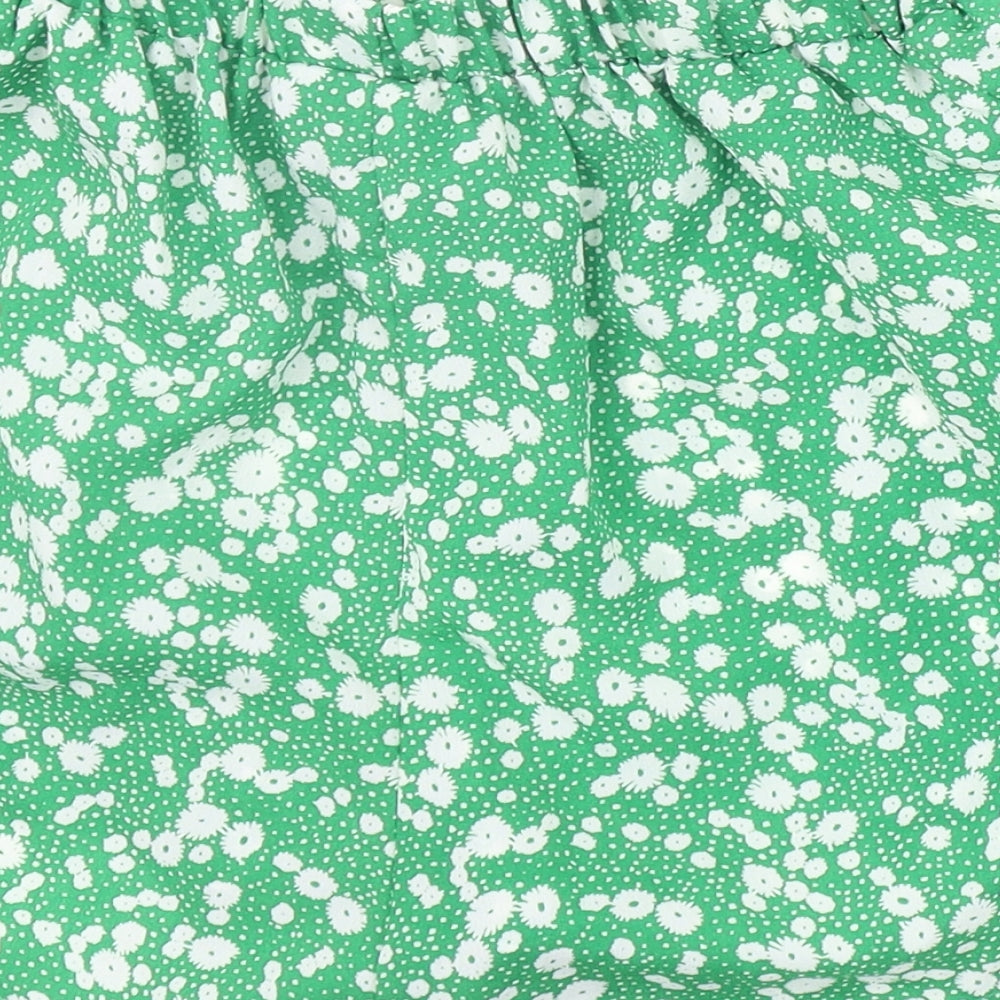 Womens UK Size S Preworn Regular Fit Basic Shorts