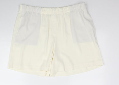 Marks and Spencer Womens Ivory Polyester Basic Shorts Size 20 Regular Zip
