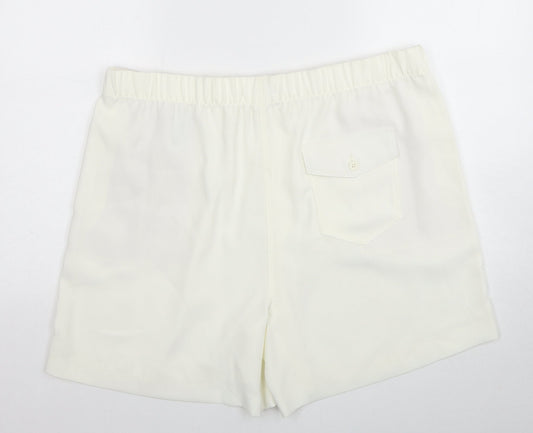 Marks and Spencer Womens White Polyester Basic Shorts Size 20 Regular Zip