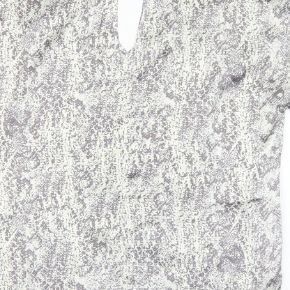 Avon Womens Grey Animal Print Polyester Basic Blouse Size 10 V-Neck - Snake Print