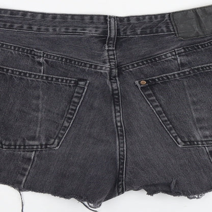 H&M Womens Grey Cotton Cut-Off Shorts Size 28 in L3 in Regular Button