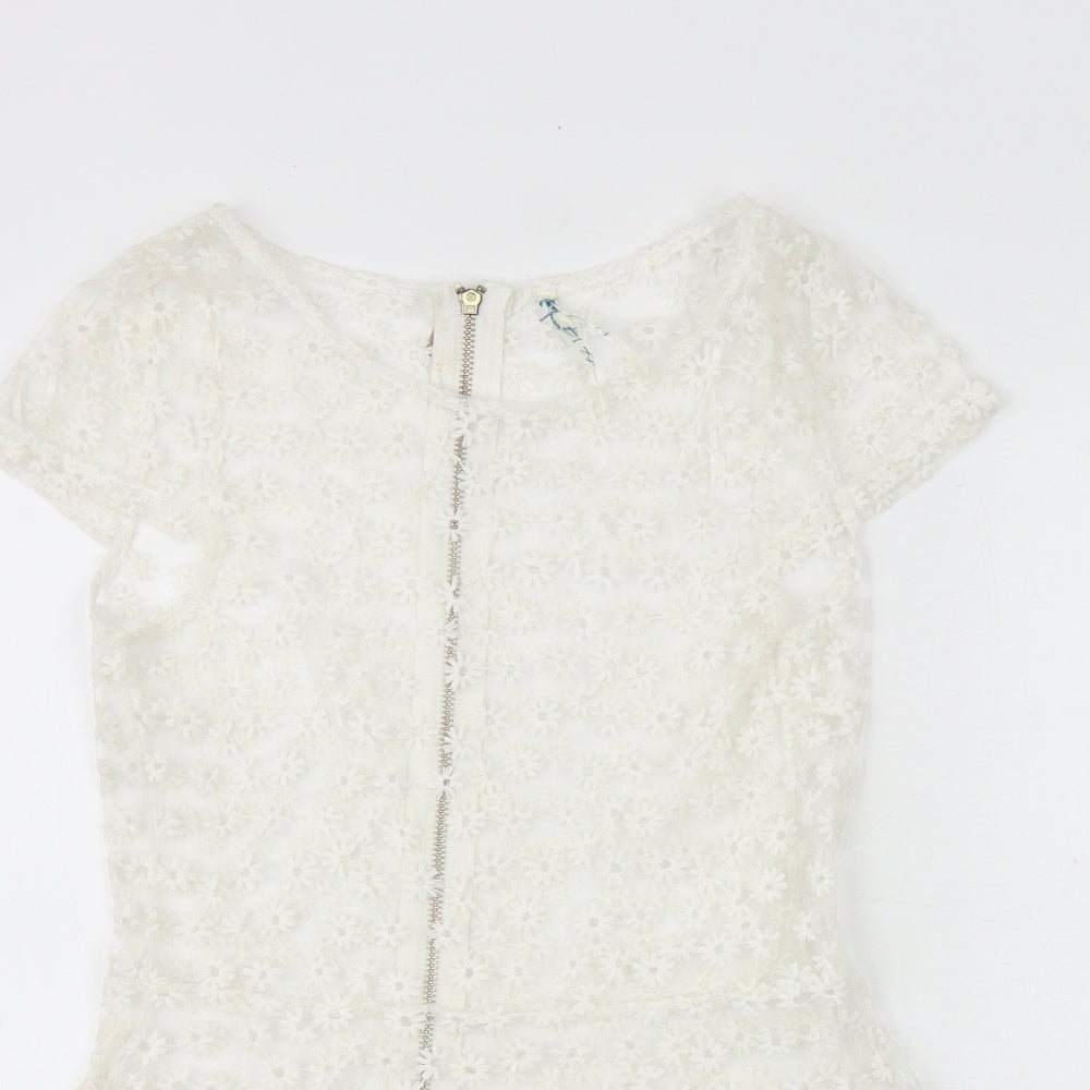 Womens UK Size S Preworn White Basic Blouse