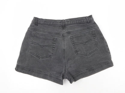 Denim Clothing Company Womens Grey Cotton Mom Shorts Size 30 in Regular Zip
