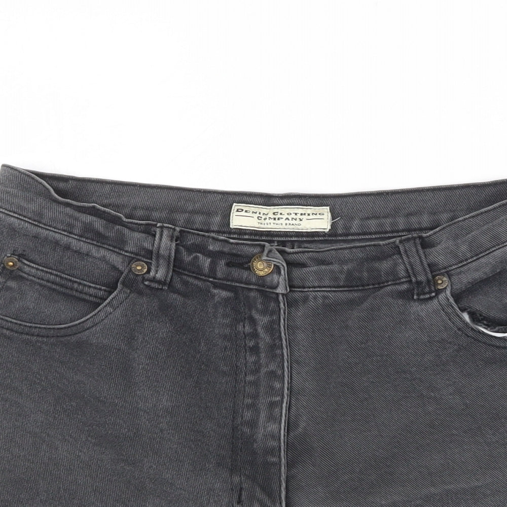 Denim Clothing Company Womens Grey Cotton Mom Shorts Size 30 in Regular Zip