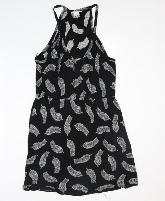 H&M Womens Black Geometric Viscose A-Line Size M V-Neck Pullover - Feather Pattern