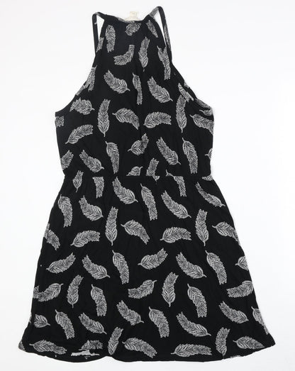 H&M Womens Black Geometric Viscose A-Line Size M V-Neck Pullover - Feather Pattern