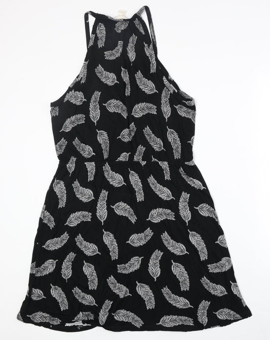 H&M Womens Black Geometric Viscose A-Line Size M V-Neck Pullover - Feather Pattern