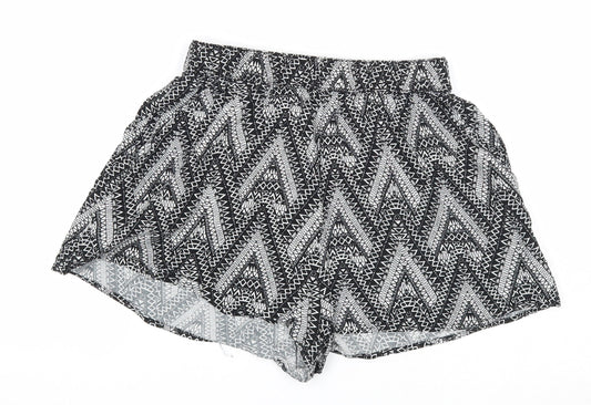 Divided Womens Black Geometric Viscose Basic Shorts Size 6 Regular Pull On - Waist 22 inches