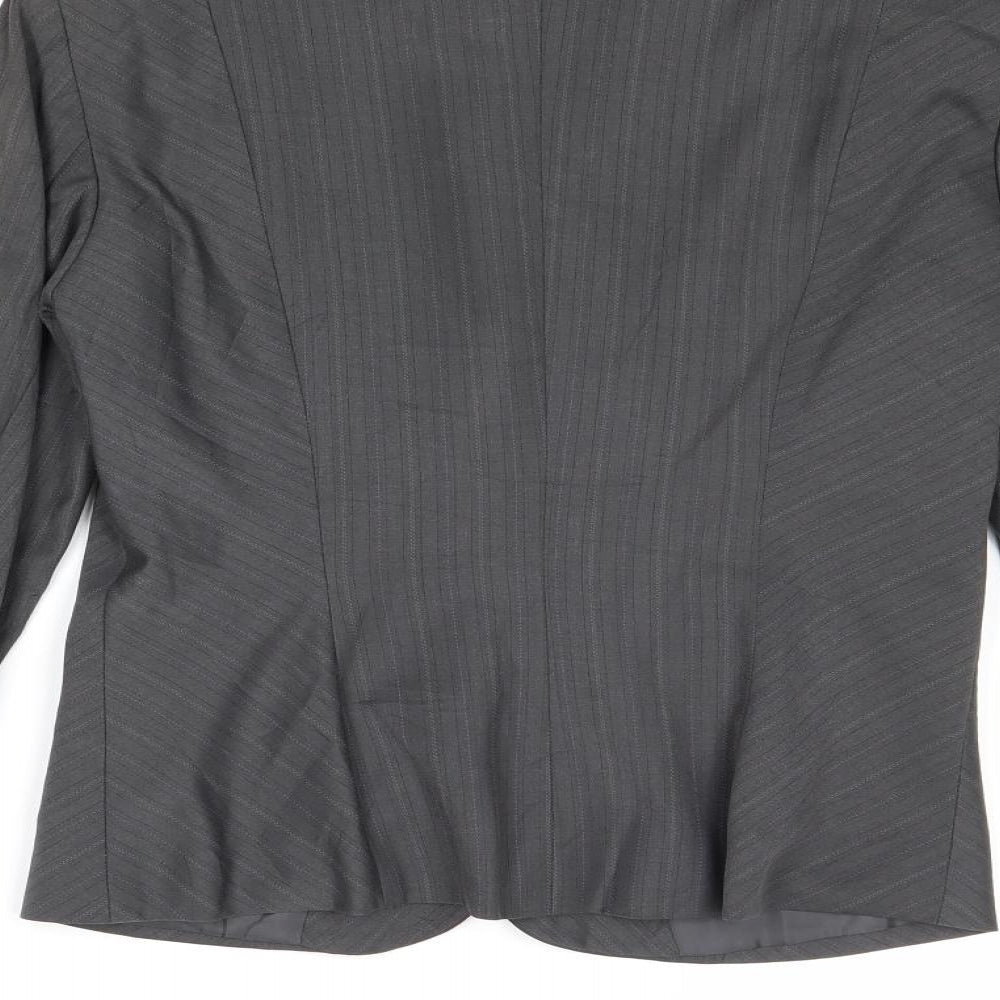 Brand and care label for Vera Moda women’s grey striped polyester jacket suit jacket, size UK 8