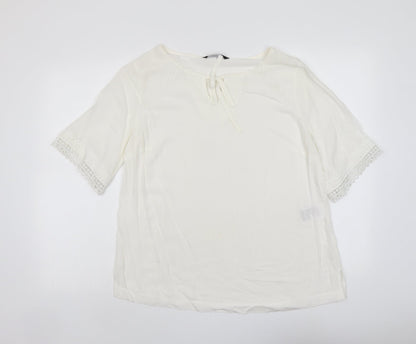 Womens UK Size 8 LC Waikiki Ivory Basic T-Shirt
