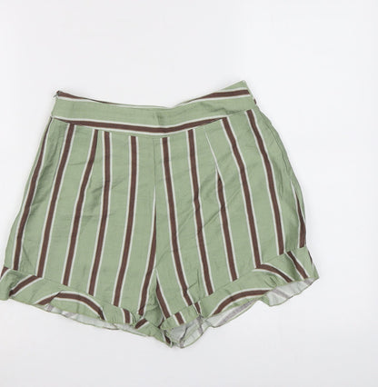 PRETTYLITTLETHING Womens Green Striped Viscose Culotte Shorts Size 8 L3 in Regular Zip