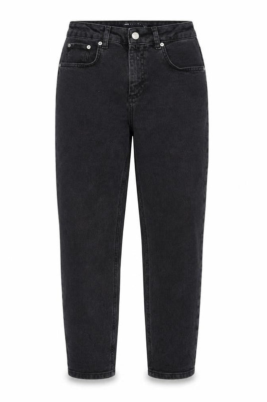 Front view of ASOS women’s black cotton tapered jeans, size UK 26, in, 28-inch leg regular zip