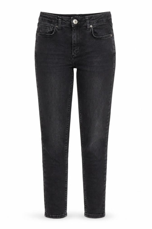Front view of BDG women’s black cotton skinny jeans, size UK 26, in, 30-inch leg regular zip