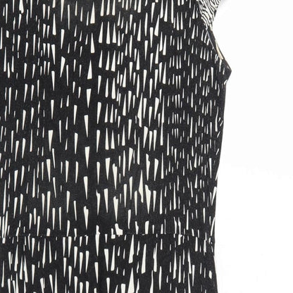 Uttam Boutique Womens Black Geometric Viscose Shift Size 14 V-Neck Pullover