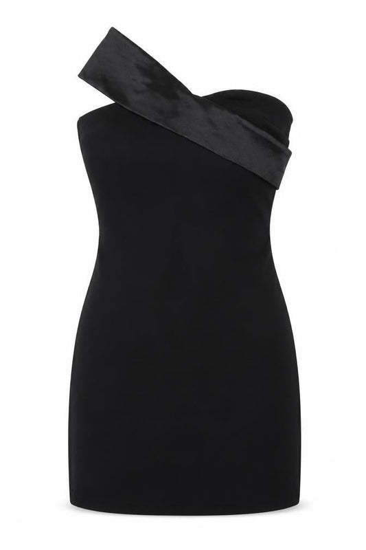 Front view of In the Style women’s black polyester bodycon, size UK 8, one shoulder zip