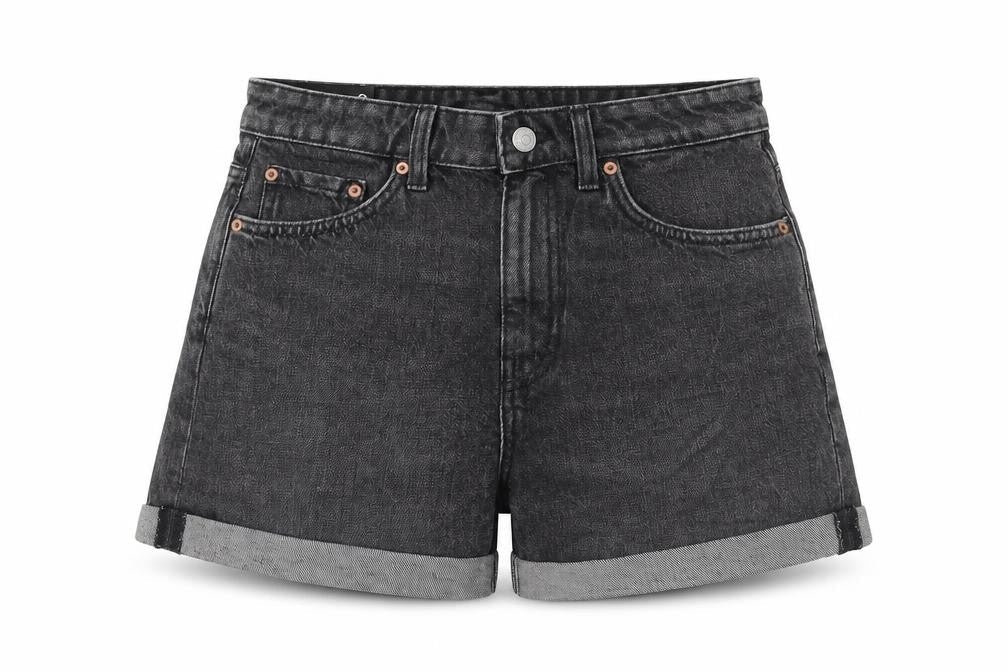 Womens UK Size 8 Weekday Regular Fit Basic Shorts