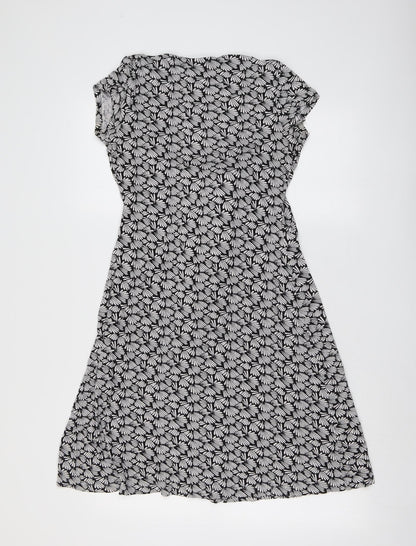 JoJo Maman Bébé Womens Black Geometric Viscose Trapeze & Swing Size S Round Neck Pullover