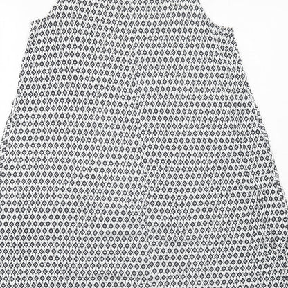 H&M Womens White Geometric Viscose Trapeze & Swing Size M Round Neck Pullover