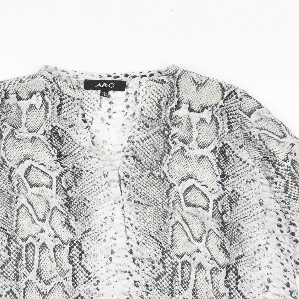 A&G Womens Grey Animal Print Polyester Basic Blouse Size 12 V-Neck
