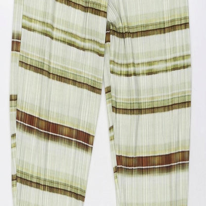 Womens UK Size 8 PRETTYLITTLETHING Regular Fit  Green Trousers