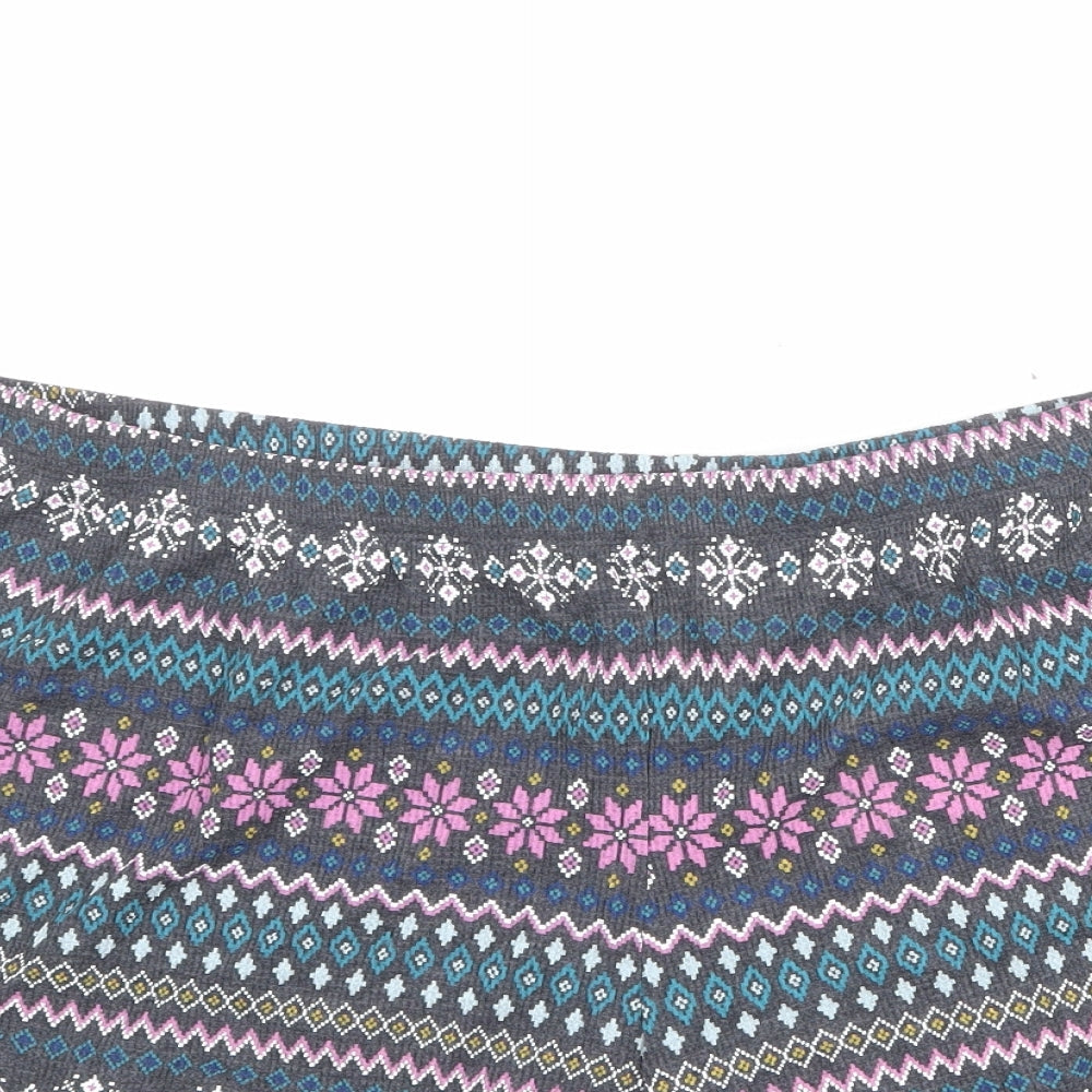 Marks and Spencer Womens Multicoloured Fair Isle Polyester Basic Shorts Size 38 in Regular Pull On
