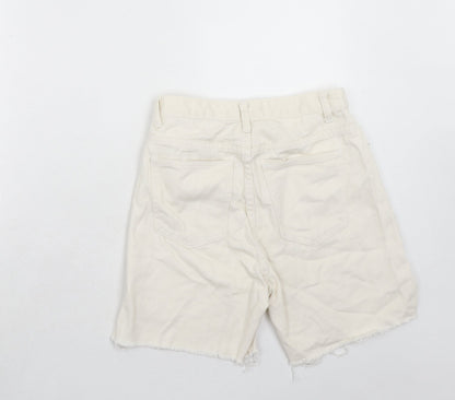 PRETTYLITTLETHING Womens Ivory Cotton Boyfriend Shorts Size 6 Regular Zip - Frayed Hem