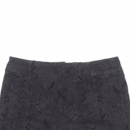 Kimchi Blue Womens Black Floral Cotton Basic Shorts Size M Regular Zip