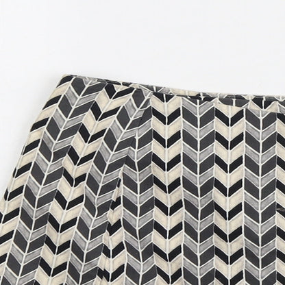 Topshop Womens Beige Geometric Cotton Hot Pants Shorts Size 12 L3 in Regular Zip