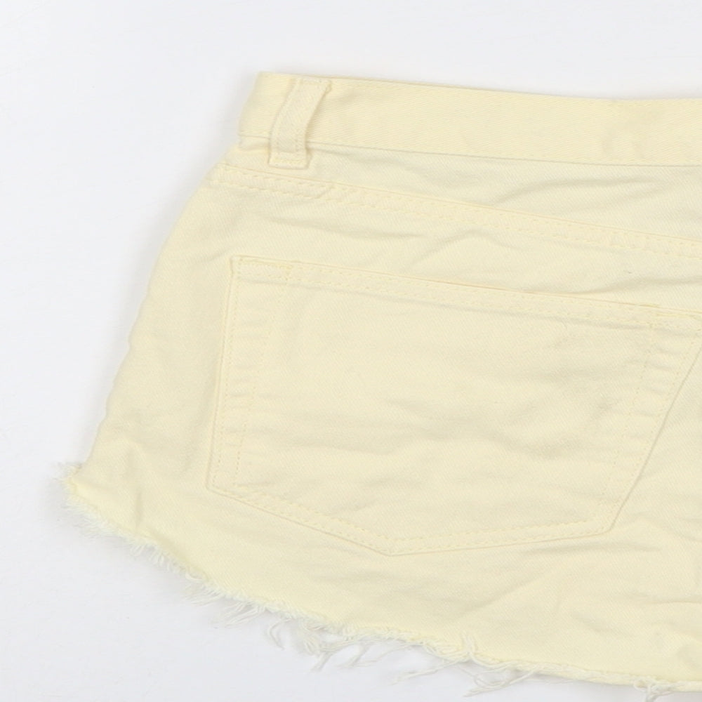 Pull&Bear Womens Yellow Cotton Hot Pants Shorts Size 12 L3 in Regular Button - Frayed Hem